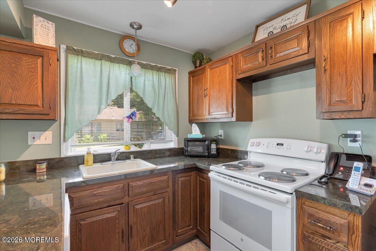 585B Kevin Court Manchester NJ 08759