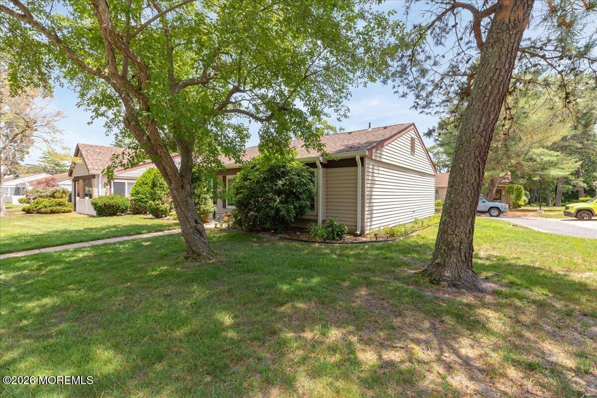 585B Kevin Court Manchester NJ 08759