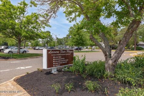 585B Kevin Court Manchester NJ 08759