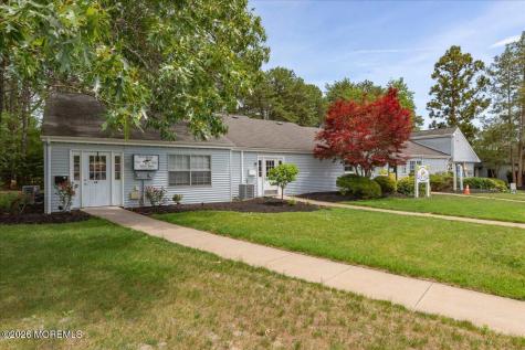 585B Kevin Court Manchester NJ 08759