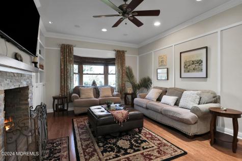 10 Foxwood Run Middletown NJ 07748