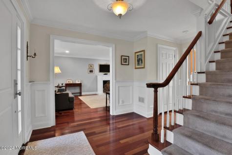 10 Foxwood Run Middletown NJ 07748
