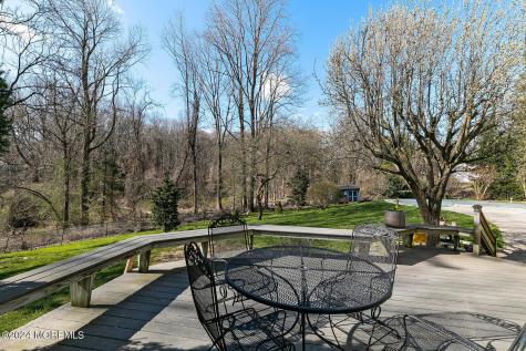 10 Foxwood Run Middletown NJ 07748