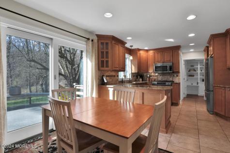10 Foxwood Run Middletown NJ 07748