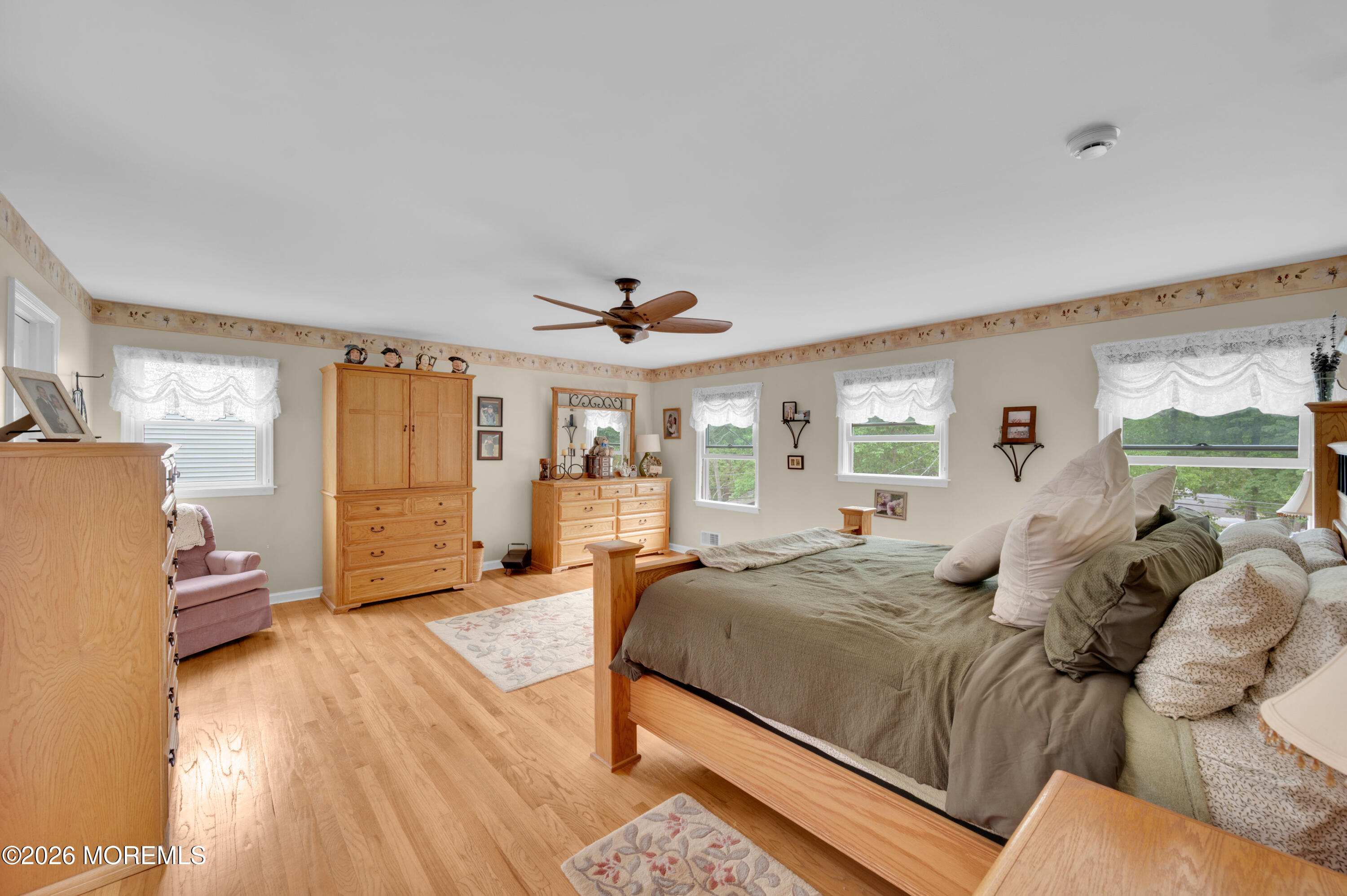 4 Holly Street Jackson NJ 08527