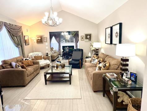 16 Round Valley Court Lakewood NJ 08701