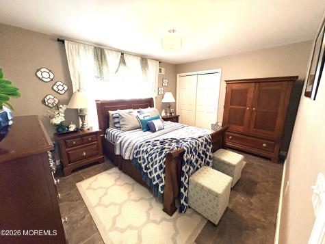 16 Round Valley Court Lakewood NJ 08701