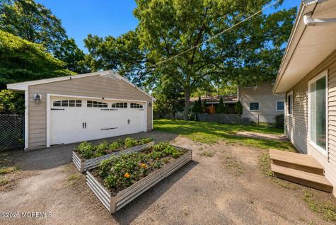 834 Rodgers Street Lanoka Harbor NJ 08734