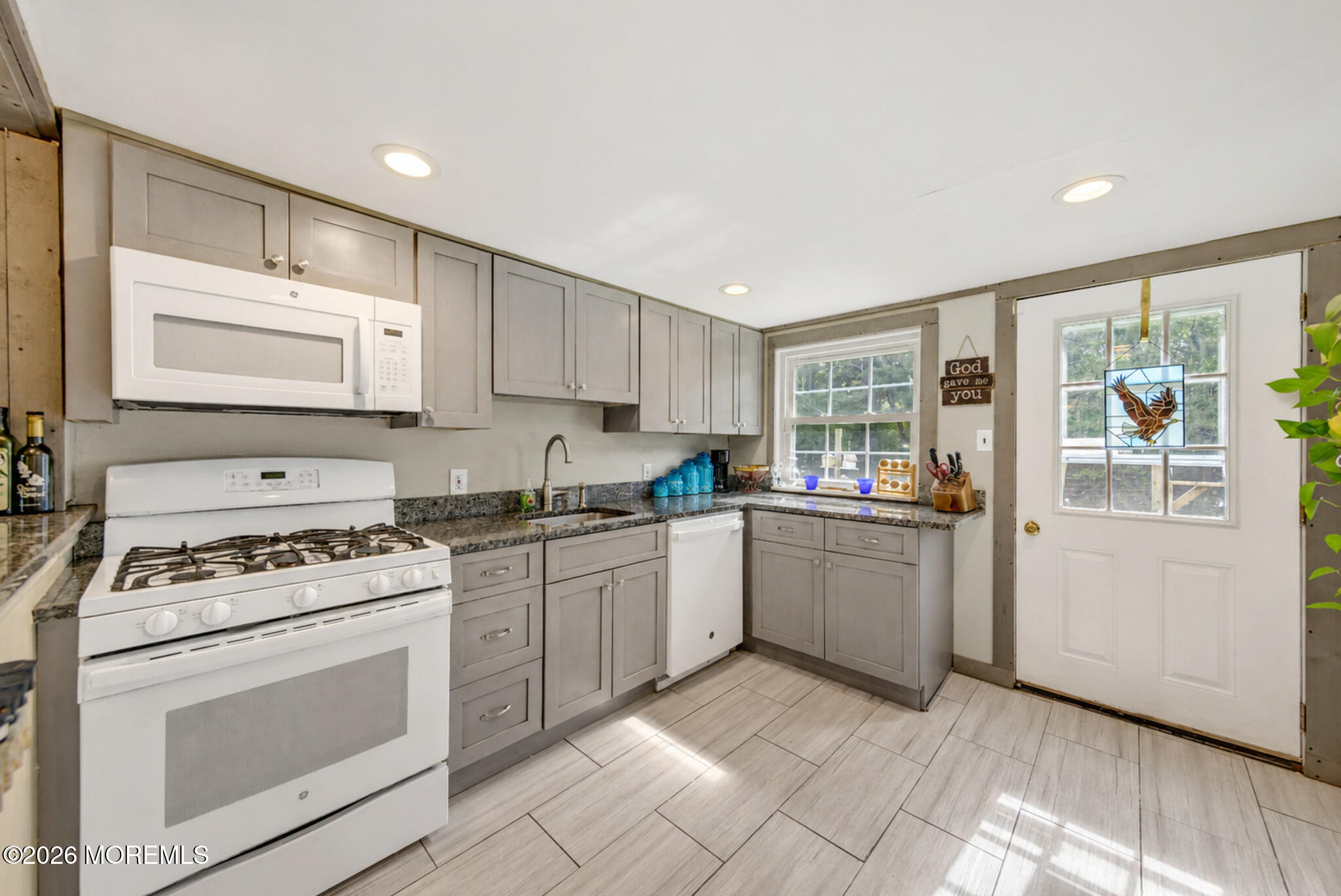 220 Kelly Avenue West Creek NJ 08092