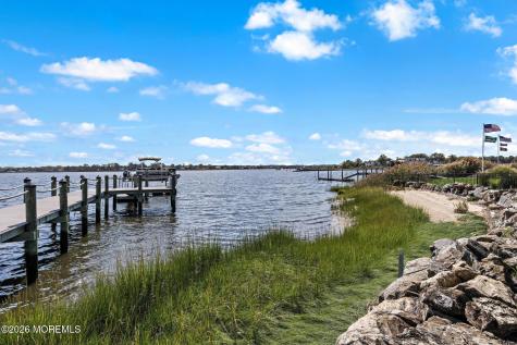 676 Little Silver Point Road Little Silver NJ 07739