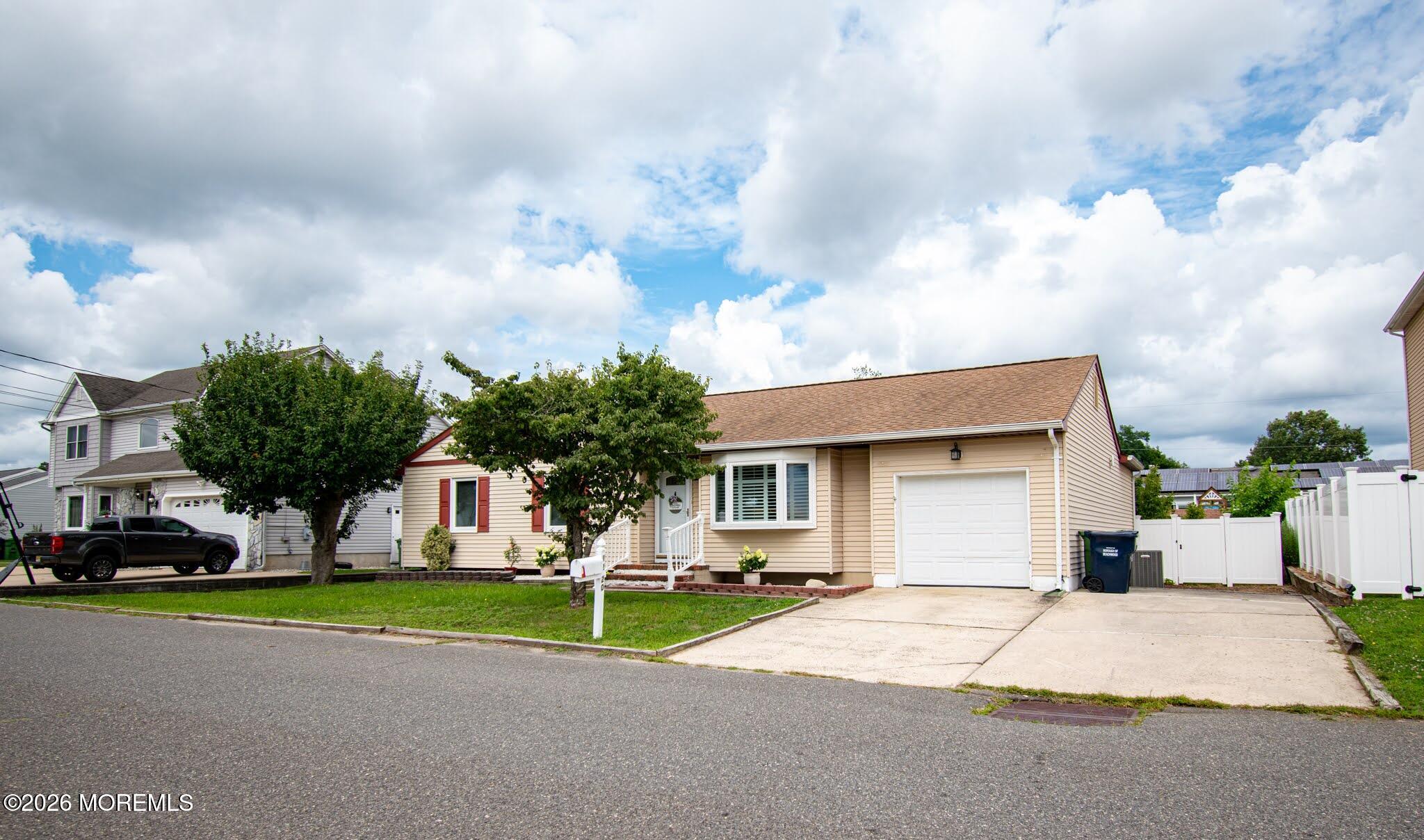 1220 Neptune Avenue Beachwood NJ 08722
