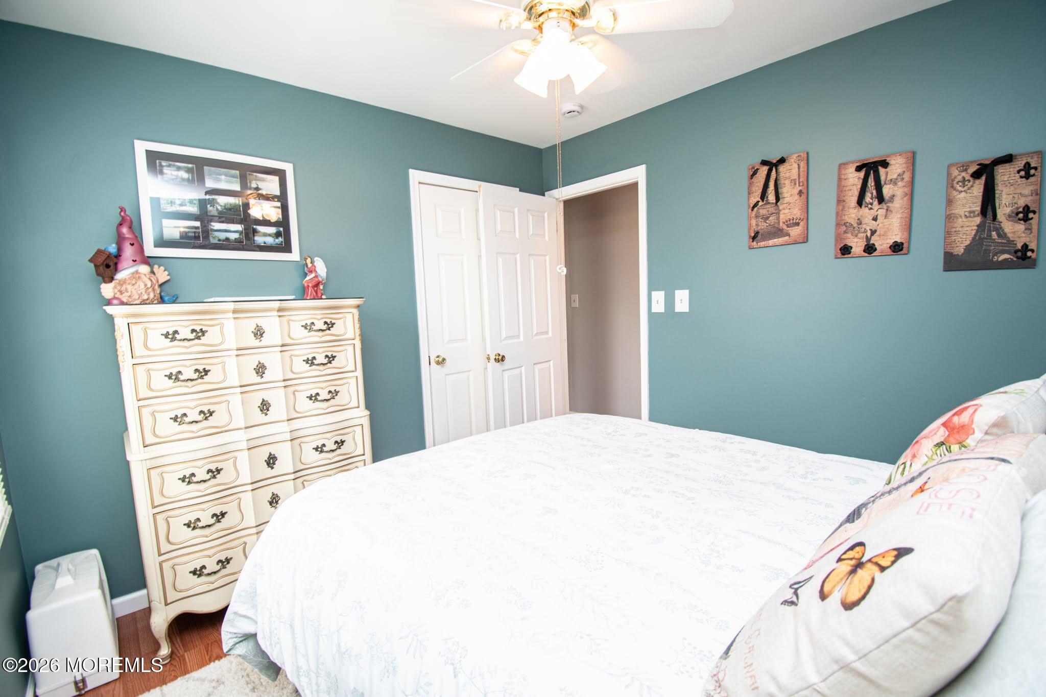1220 Neptune Avenue Beachwood NJ 08722