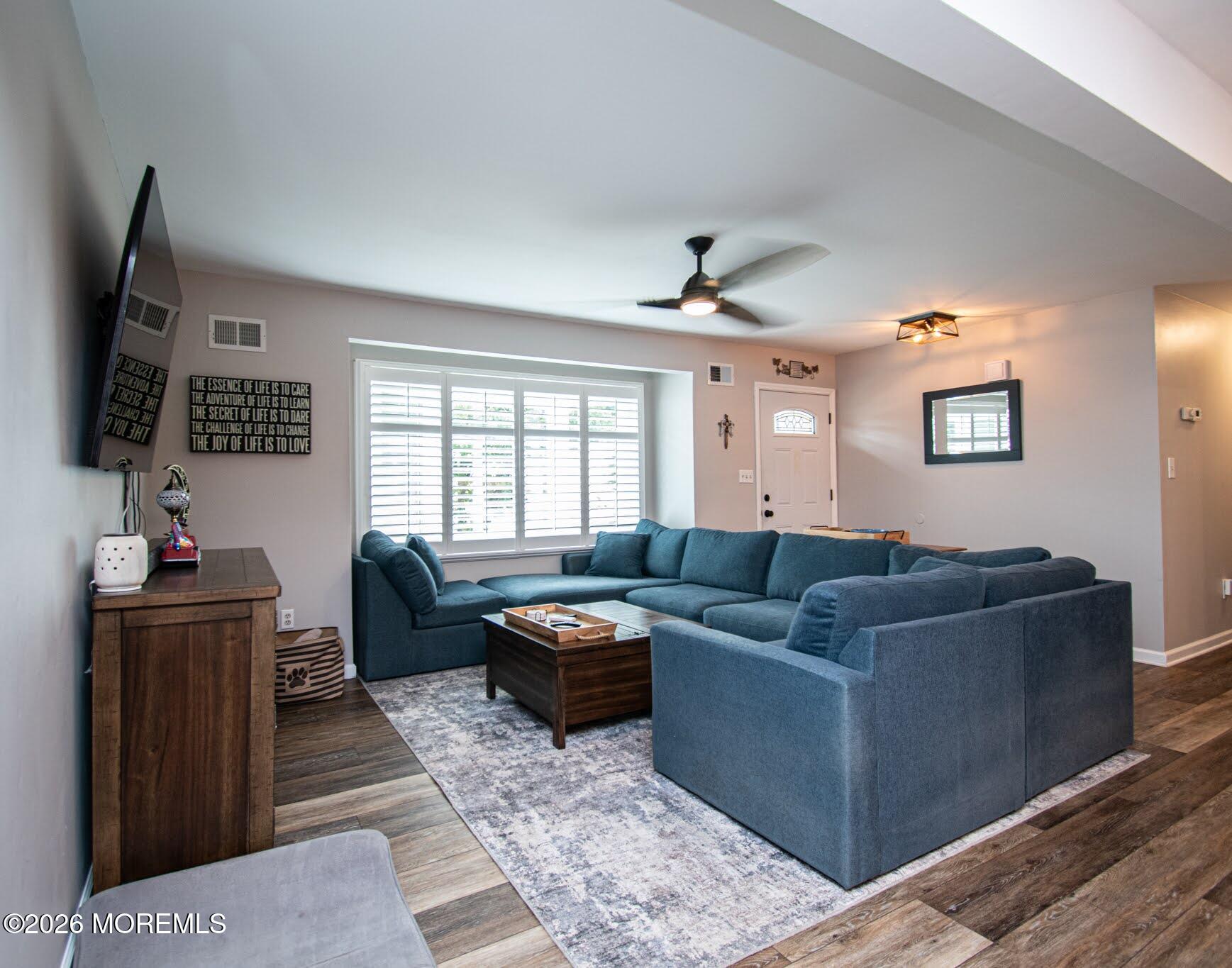 1220 Neptune Avenue Beachwood NJ 08722