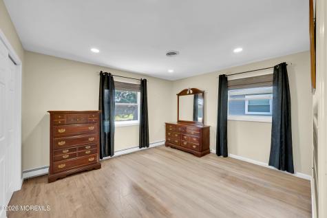 6 Corinth Place Toms River NJ 08757