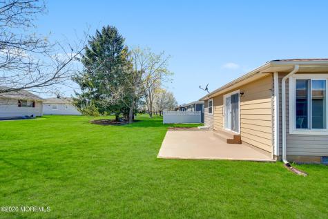 6 Corinth Place Toms River NJ 08757