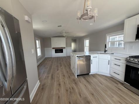 18 Mary Ann Court Hazlet NJ 07734