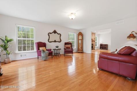 5 Bowman Court Clarksburg NJ 08510