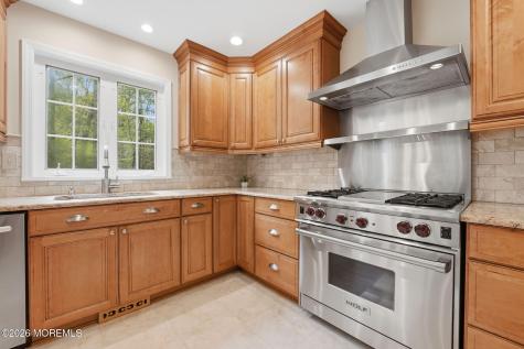 5 Bowman Court Clarksburg NJ 08510