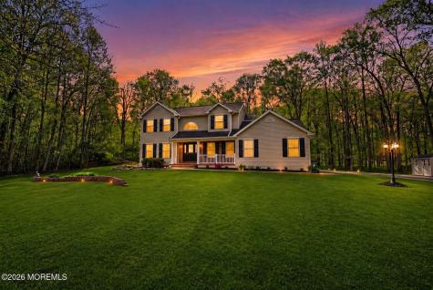 5 Bowman Court Clarksburg NJ 08510
