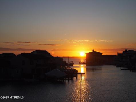 1653 Bay Boulevard Ortley Beach NJ 08751