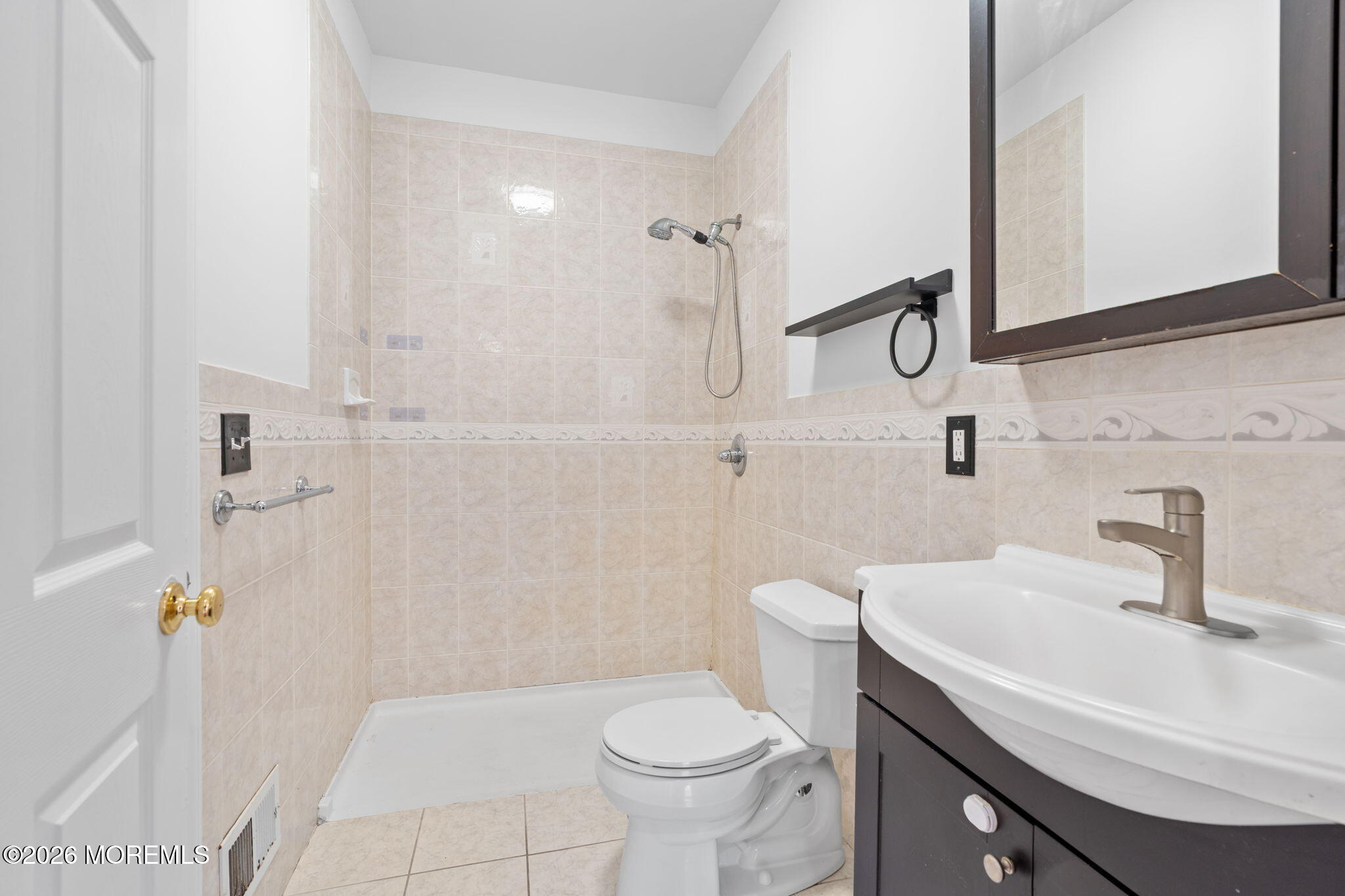 108 Nutmeg Road Aberdeen NJ 07747