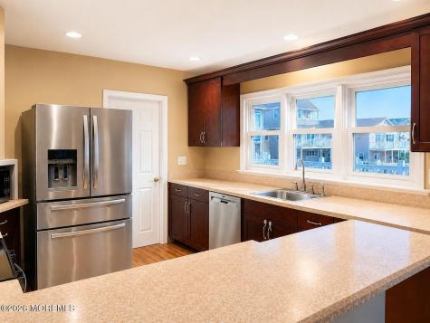 409 3rd Street Beach Haven NJ 08008