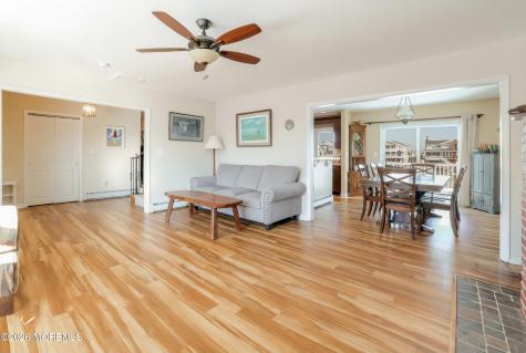409 3rd Street Beach Haven NJ 08008