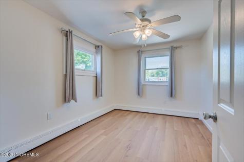 134 Maple Avenue Keansburg NJ 07734
