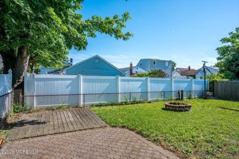 134 Maple Avenue Keansburg NJ 07734
