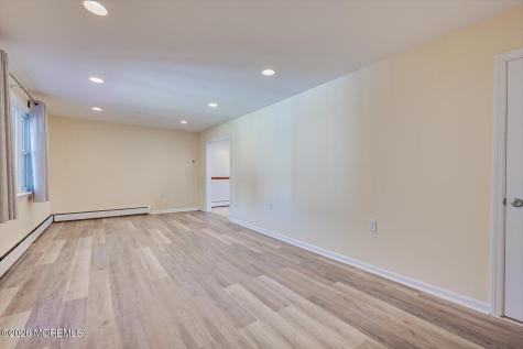 134 Maple Avenue Keansburg NJ 07734