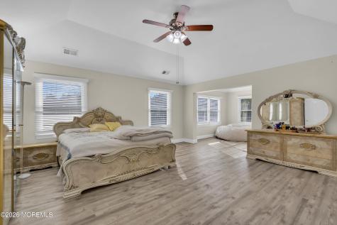 185 Dayna Court Toms River NJ 08753