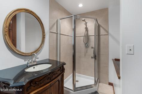 2 Pomo Court Middletown NJ 07748