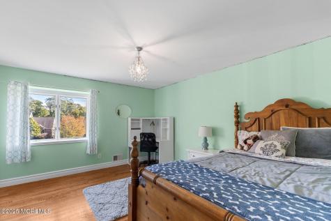 2 Pomo Court Middletown NJ 07748