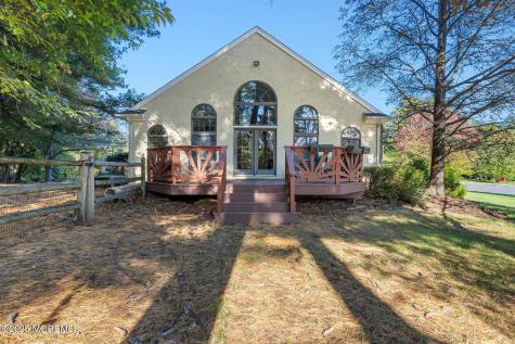 2 Pomo Court Middletown NJ 07748