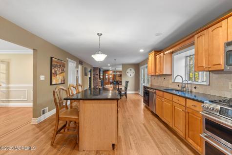 2 Pomo Court Middletown NJ 07748