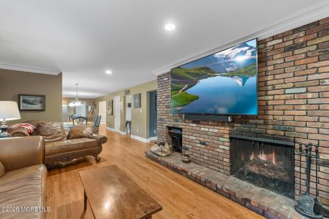 2 Pomo Court Middletown NJ 07748