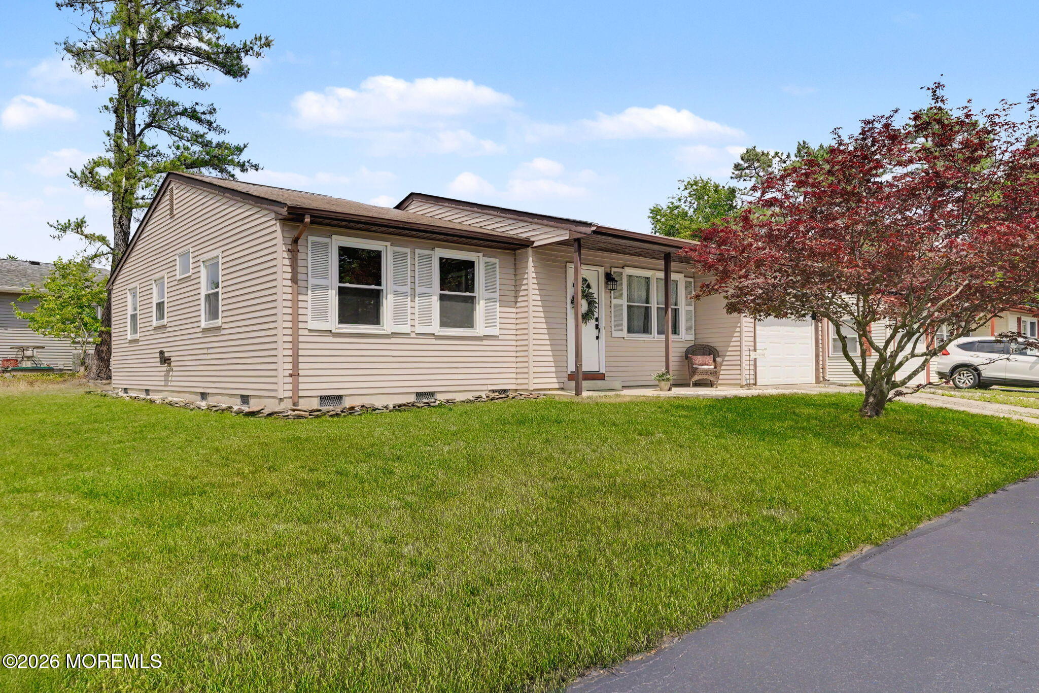 20 Hummingbird Lane Whiting NJ 08759