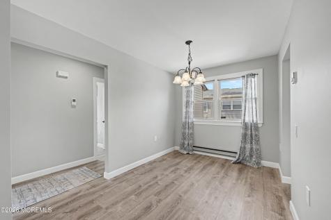 20 Hummingbird Lane Whiting NJ 08759
