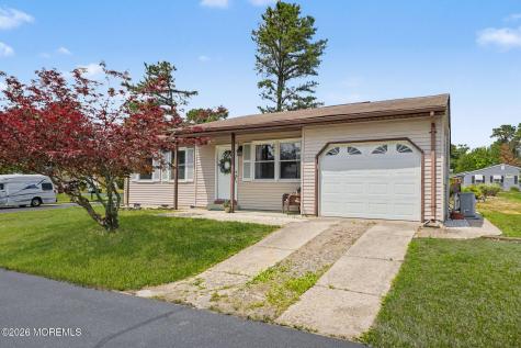20 Hummingbird Lane Whiting NJ 08759