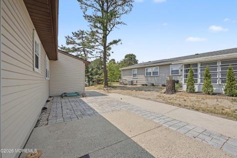 20 Hummingbird Lane Whiting NJ 08759