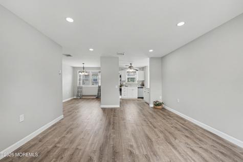 20 Hummingbird Lane Whiting NJ 08759