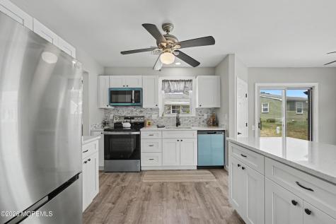 20 Hummingbird Lane Whiting NJ 08759