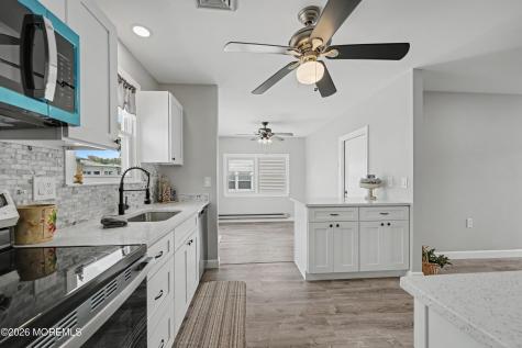 20 Hummingbird Lane Whiting NJ 08759