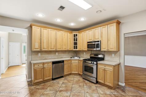 22 Tuscany Terrace Lakewood NJ 08701