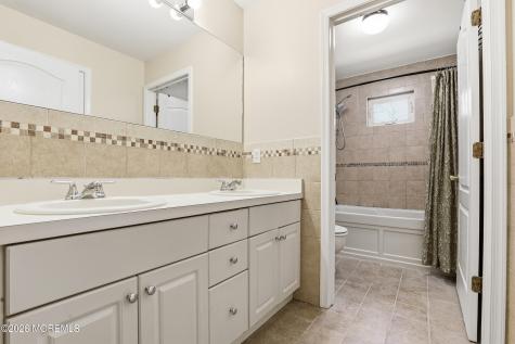 22 Tuscany Terrace Lakewood NJ 08701