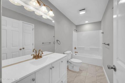 332 Beach Avenue Beachwood NJ 08722