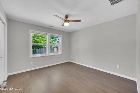 332 Beach Avenue Beachwood NJ 08722