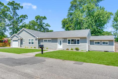 332 Beach Avenue Beachwood NJ 08722