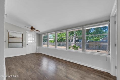 332 Beach Avenue Beachwood NJ 08722