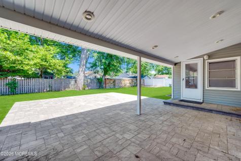 332 Beach Avenue Beachwood NJ 08722